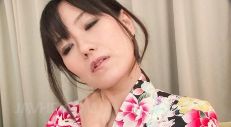 Manami Komukai star pornographic picture