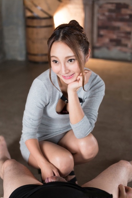 Uika Hoshikawa pornstar sex image