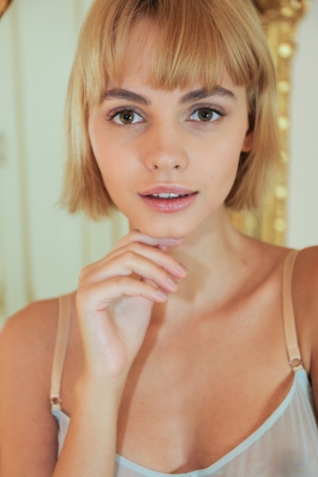 short hair brunette anal hd photo