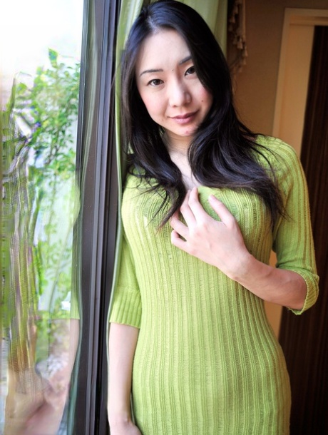 Miho Wakabayashi beautiful model picture