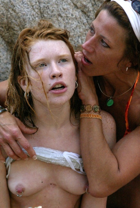 sexy redhead lesbians free nude galleries