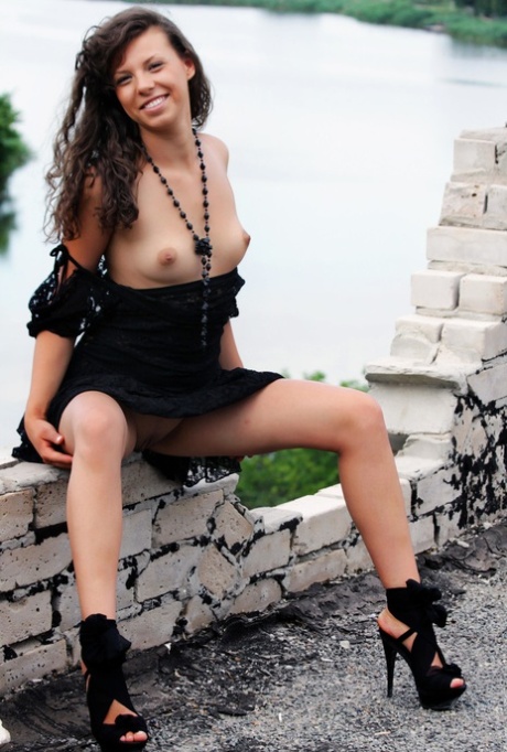 curly hair teen solo art xxx photos